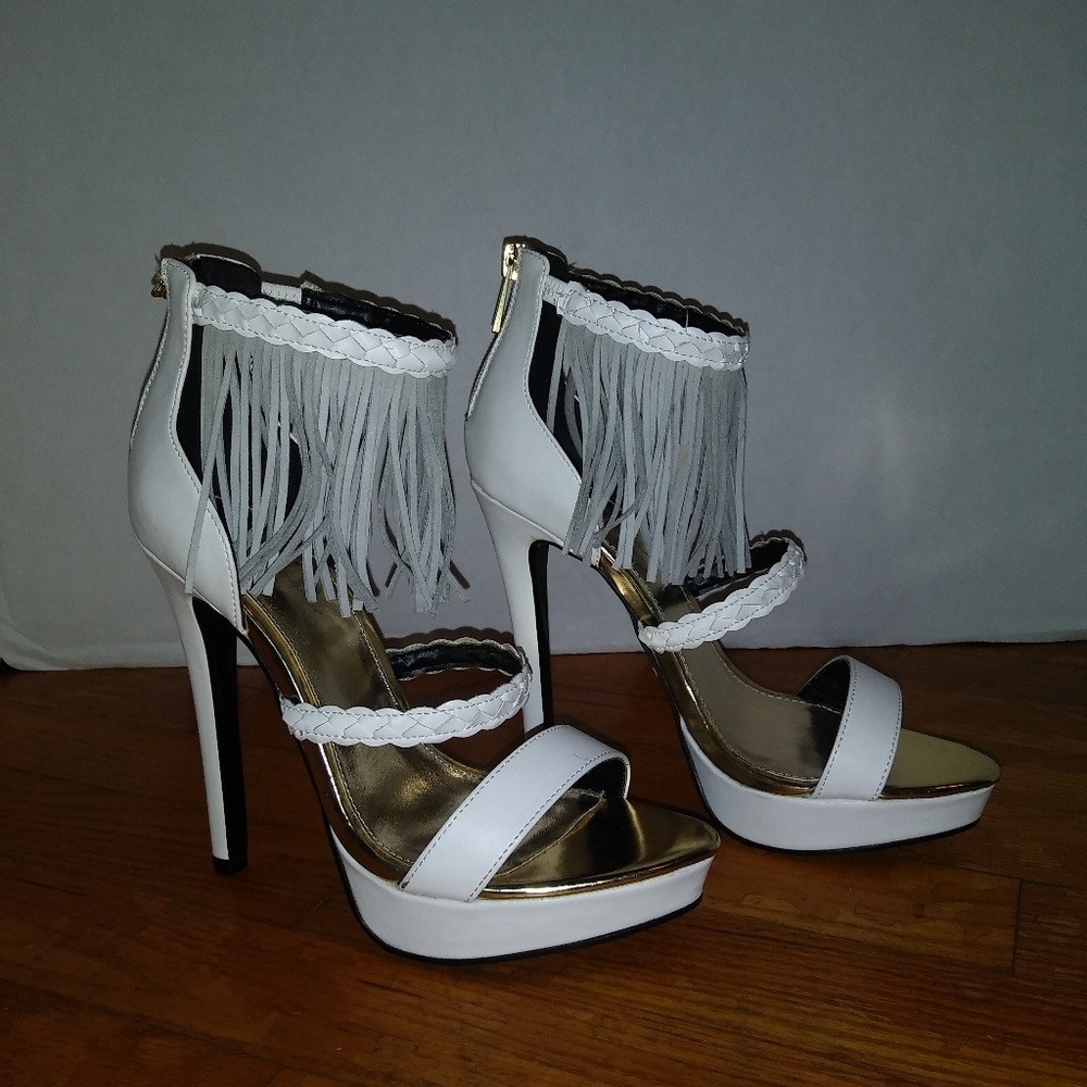 Shi by Journeys stilettos
